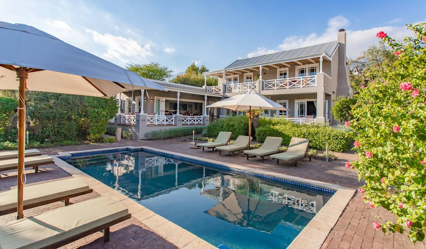 House with pool and garden Franschhoek