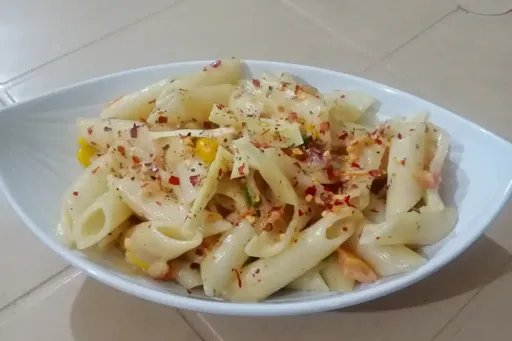 White Sauce Pasta