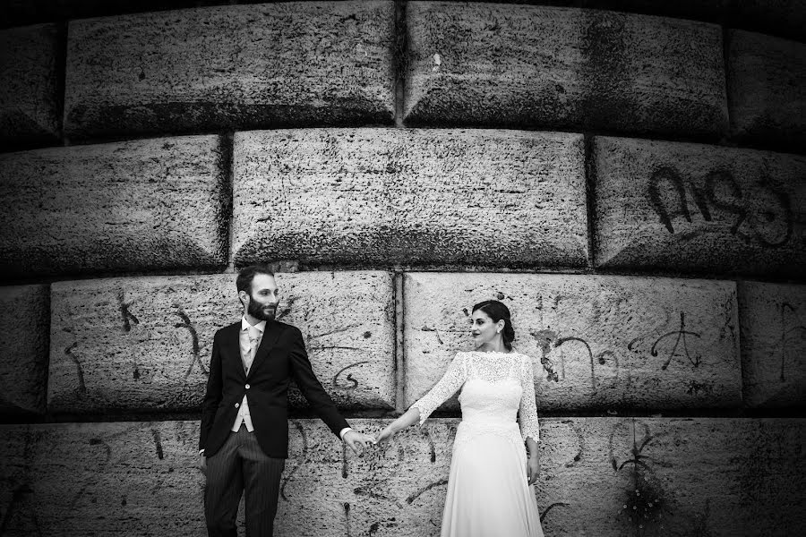 Fotógrafo de casamento Stefano Sacchi (stefanosacchi). Foto de 14 de outubro 2019