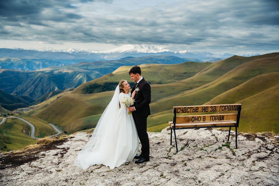 Fotografo di matrimoni Tibard Kalabek (tibard07). Foto del 1 ottobre 2022