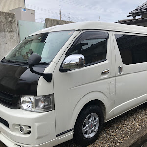 ハイエース