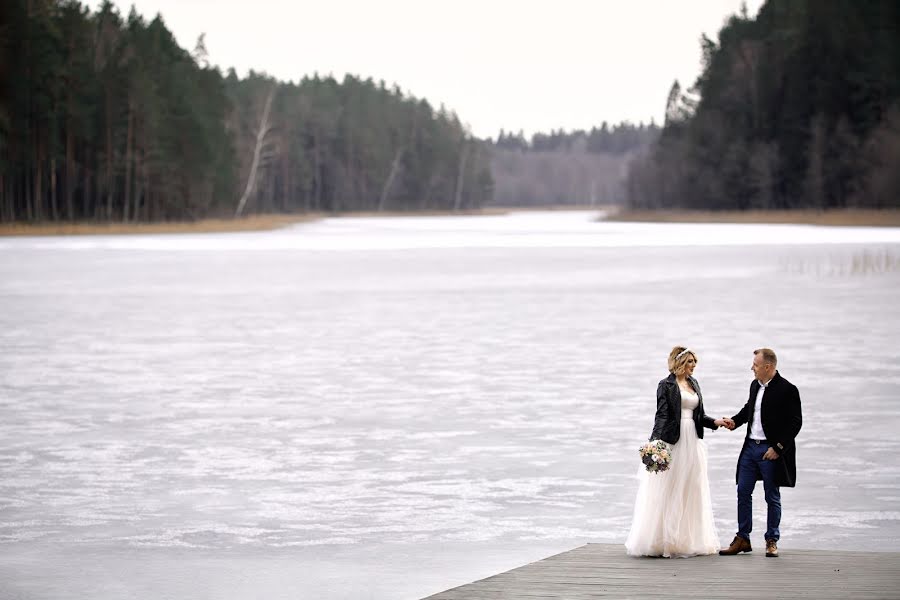 Jurufoto perkahwinan Yuriy Teplov (teplovphoto). Foto pada 25 Oktober 2021