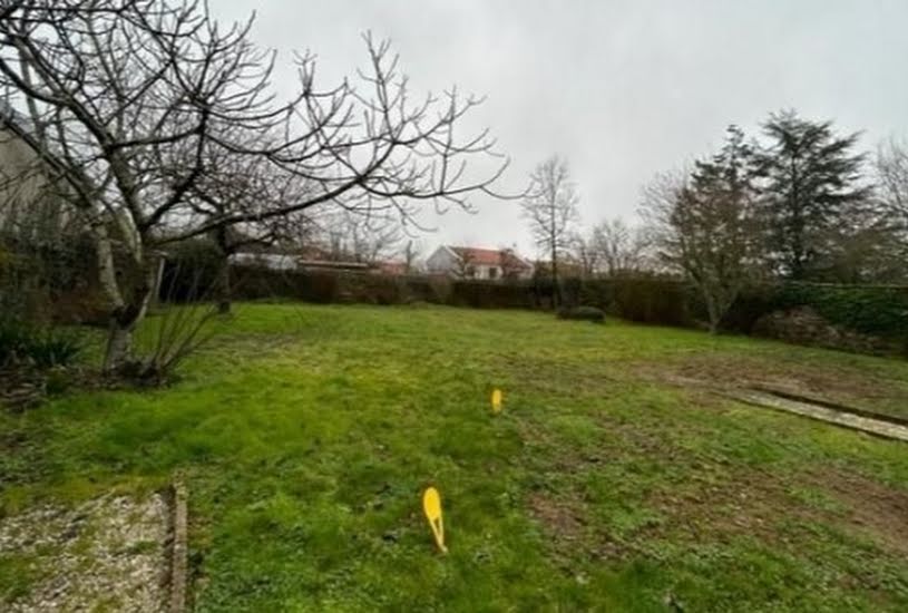  Vente Terrain à bâtir - 600m² à Saint-Mesmin (85700) 