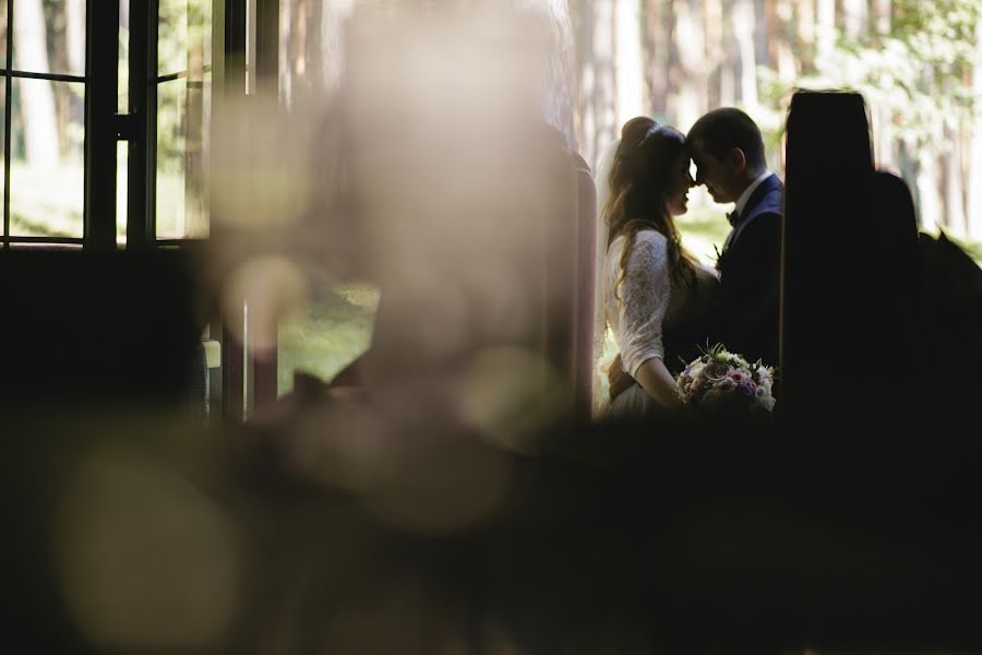 Fotógrafo de casamento Evgeniy Flur (fluoriscent). Foto de 8 de setembro 2017