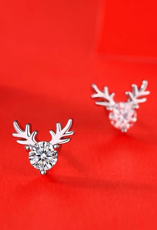 Moissanite One Deer Has Your Ear oorbellen 925 zilver, stijlvolle zilveren accessoires voor dames, ideaal voor dagelijks gebruik.