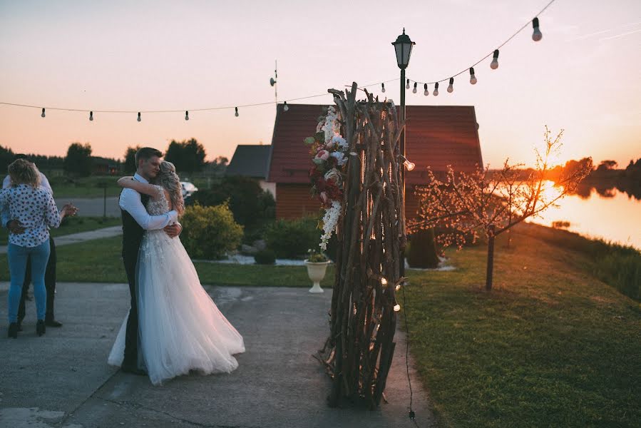 Wedding photographer Denis Khuseyn (legvinl). Photo of 1 September 2018