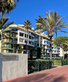 appartement à Cannes la bocca (06)