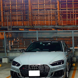 RS5 クーペ B9