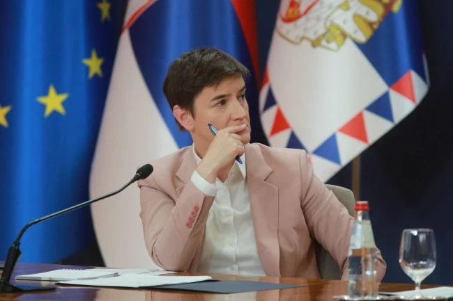 Brnabić: Ostavka na stolu, parlamentarni izbori pre kraja godine bili bi izlaz iz krize