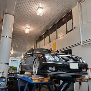 Eクラス ステーションワゴン S211