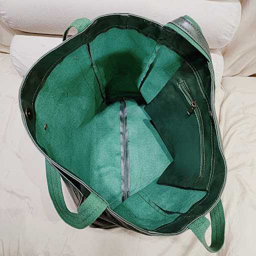 Title 9, Retro Large Capacity Shoulder Bag with Big Pock...