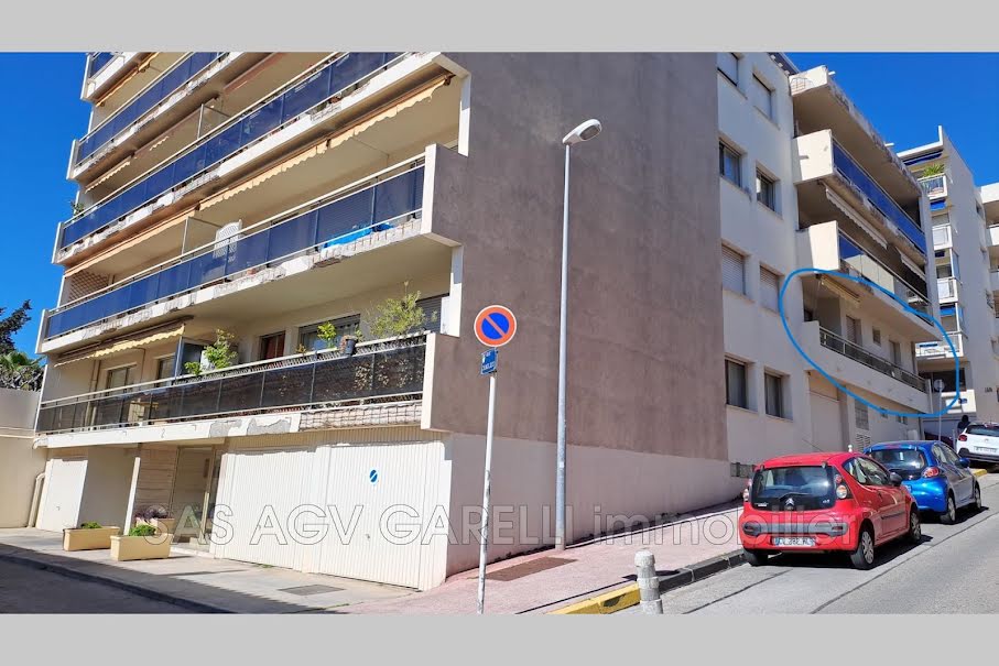 Location meublée appartement 3 pièces 62.36 m² à Toulon (83000), 1 150 €