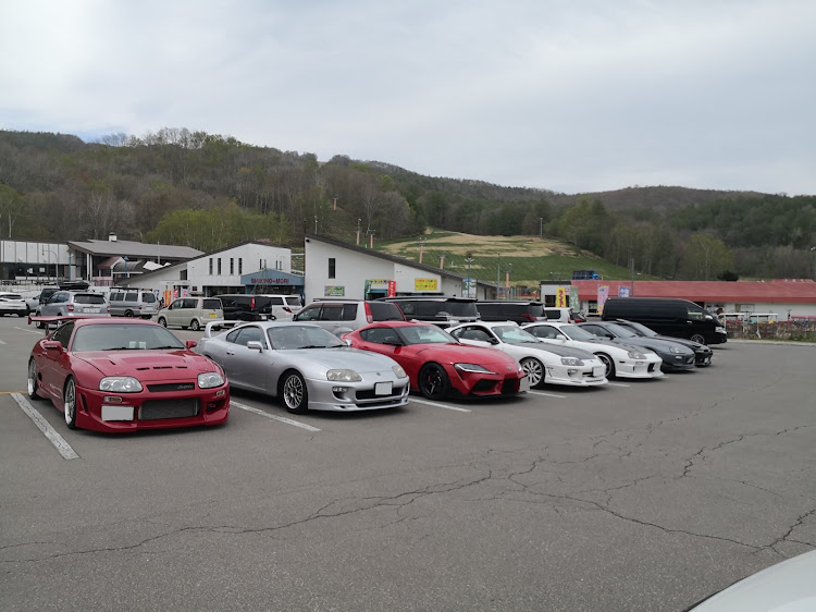 スープラのSOC北海道・函館遠征・スープラ３世代集合・ラッキーピエロロス・ラッピの為だけに第2回開催か？に関するカスタム事例の投稿画像5枚目
