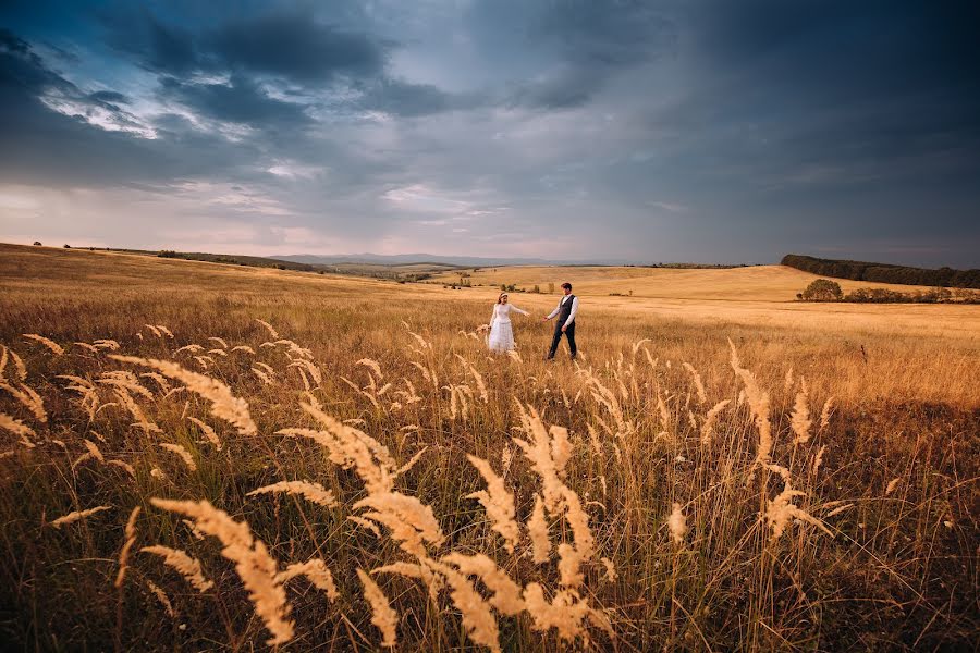 Fotografo di matrimoni Márton Bodolai (bodolai). Foto del 13 marzo 2023