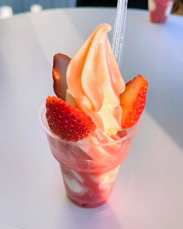 マークXの三保・いちご海岸通り🍓・富士山・仲間に感謝✨・スペシャルストロベリーソフトクリーム🍓に関するカスタム事例の投稿画像9枚目