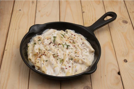 White Sauce Pasta