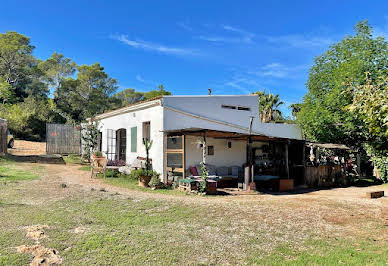 Villa avec piscine et jardin 7