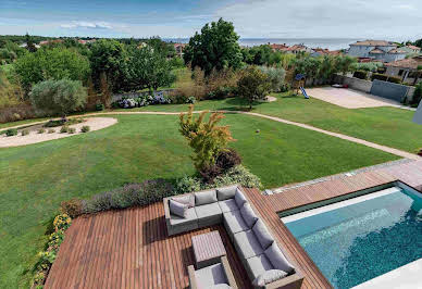 Villa with pool 5