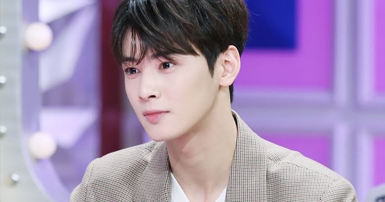 ASTRO's Cha Eun Woo Talks About The Kind Of Person He Wants To Become