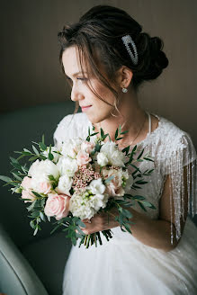 Fotógrafo de casamento Anna Kovaleva (kovaleva). Foto de 15 de dezembro 2019