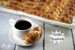 Vanilla Rugelach {Recipe} was pinched from <a href="http://lilmisscakes.com/2016/vanilla-rugelach-recipe" target="_blank">lilmisscakes.com.</a>