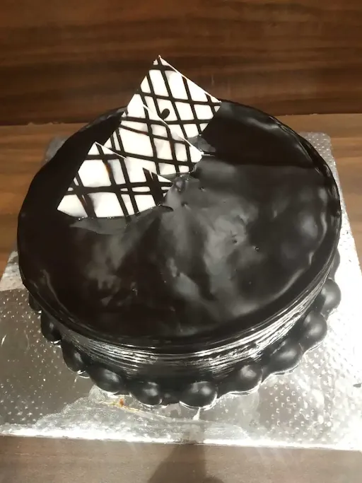 Dutch Truffle Premium Cake