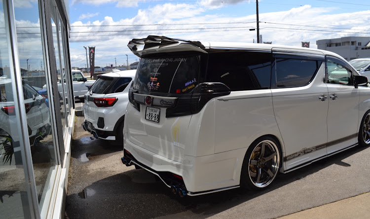 ヴェルファイアのKuhl Racing・team kuhl's・車検終わりました・一眼レフ初心者に関するカスタム事例の投稿画像5枚目