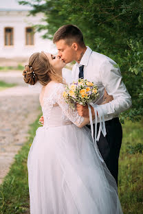 Wedding photographer Aleksey Ozerov (photolik). Photo of 6 April 2023