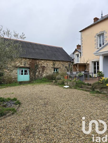 Vente maison 5 pièces 225 m² à Sainte-Reine-de-Bretagne (44160), 395 000 €