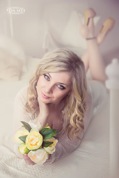 Wedding photographer Yuliya Aleynikova (yliaalei). Photo of 11 February 2014