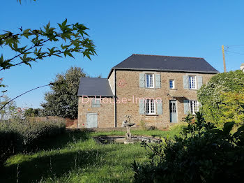 maison à Gorron (53)