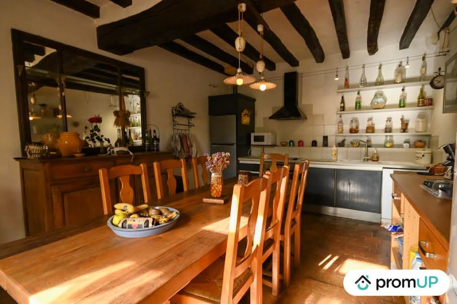 Vente maison 8 pièces 240 m² à Pourrain (89240), 301 990 €