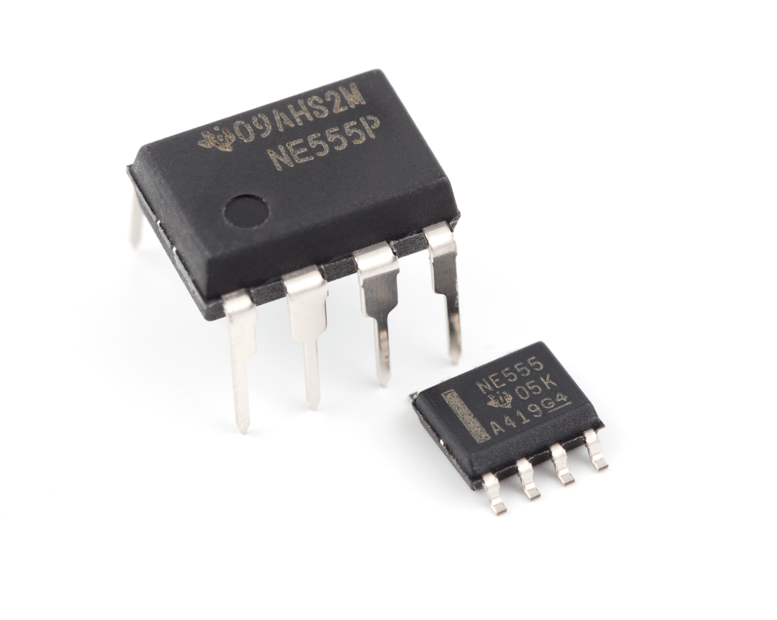 555 IC