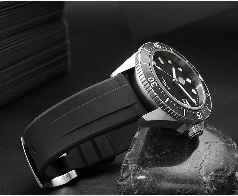 Title 5, Military Soul custom commuter diving watch. Dur...