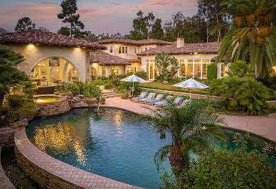 Maison avec piscine et jardin 16