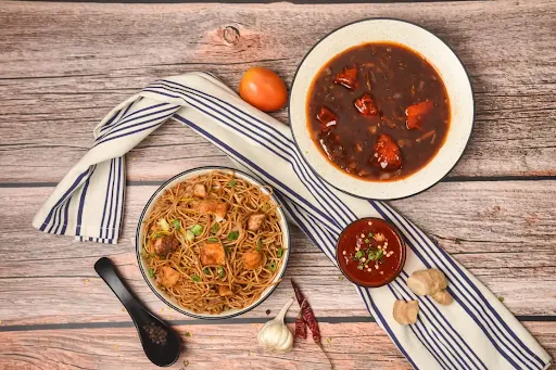 Chicken Chowmein With Chicken Manchurian Gravy [2 Pieces]