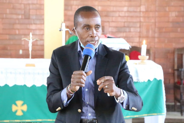 Kiambu senator Senator Kiamani Wamatangi speaking at ACK Kinoo church on Februray 28.