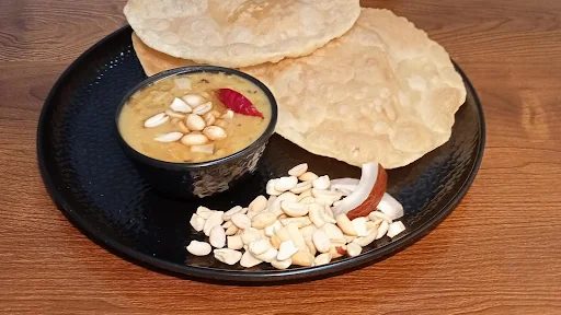 Hing Er Kochuri [5 Pieces] With Cholar Dal [300 Ml] & Rasgulla