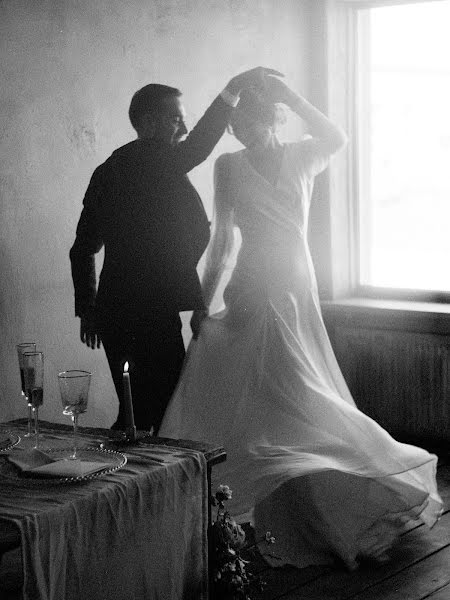 Nhiếp ảnh gia ảnh cưới Alina Kozakova (alinakozakova). Ảnh của 11 tháng 5 2021