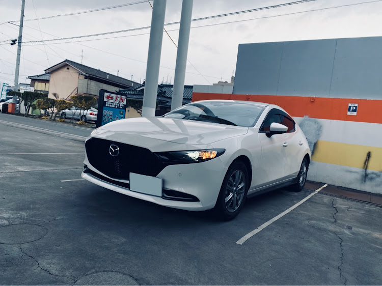 MAZDA3のMazda3・バンパー移植に関するカスタム事例の投稿画像1枚目