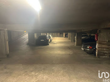 parking à Paris 12ème (75)