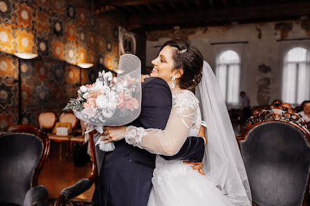 Wedding photographer Anastasiya Bobrova (nasteysh). Photo of 4 August 2019