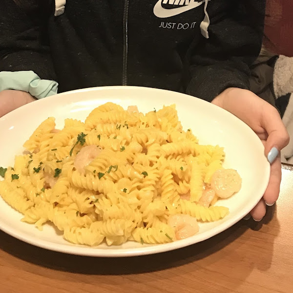 Gluten free pasta with alfredo sauce and shrimp.  My daughter loved it.