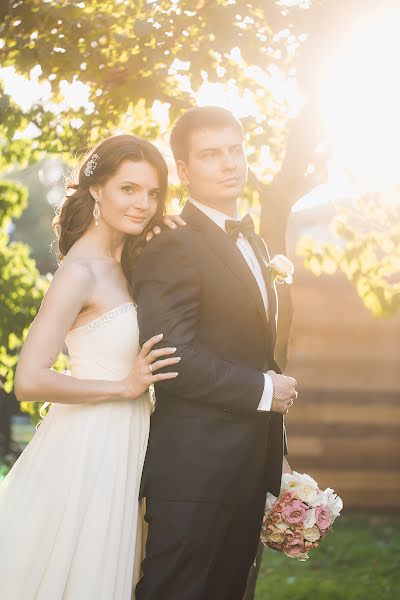 Wedding photographer Alena Shpinatova (lenchik242). Photo of 2 April 2016