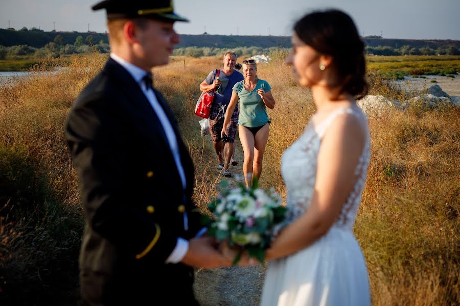 Fotografo di matrimoni Andrei Dumitrescu (andreidumitrescu). Foto del 1 dicembre 2021