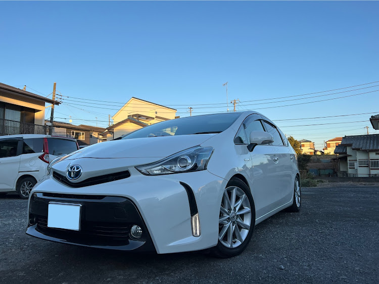 プリウスαの洗車・プリウスα・zvw40に関するカスタム事例の投稿画像1枚目