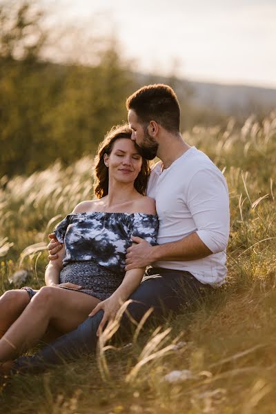 Fotografer pernikahan Tamás Karácsony (tamaskaracsony). Foto tanggal 12 Mei 2021