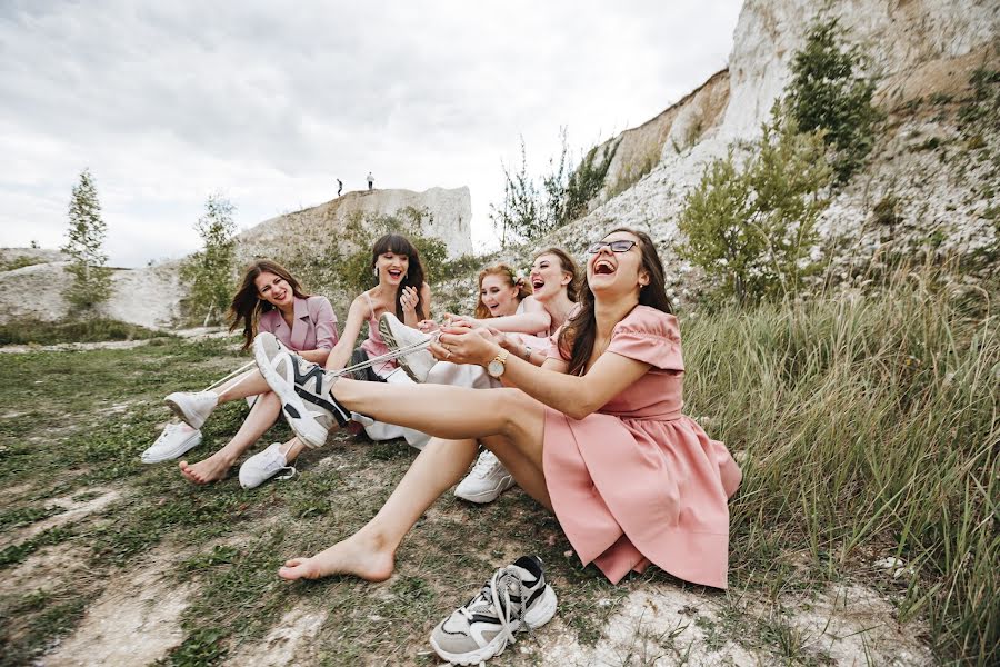 Fotografo di matrimoni Oksana Solopova (oxisolopova). Foto del 14 ottobre 2019