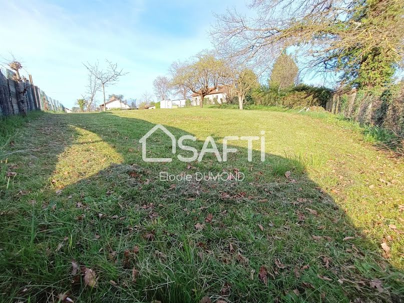 Vente terrain  743 m² à Saint-Amour (39160), 45 000 €