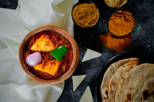 Combo Paneer Tikka Masala